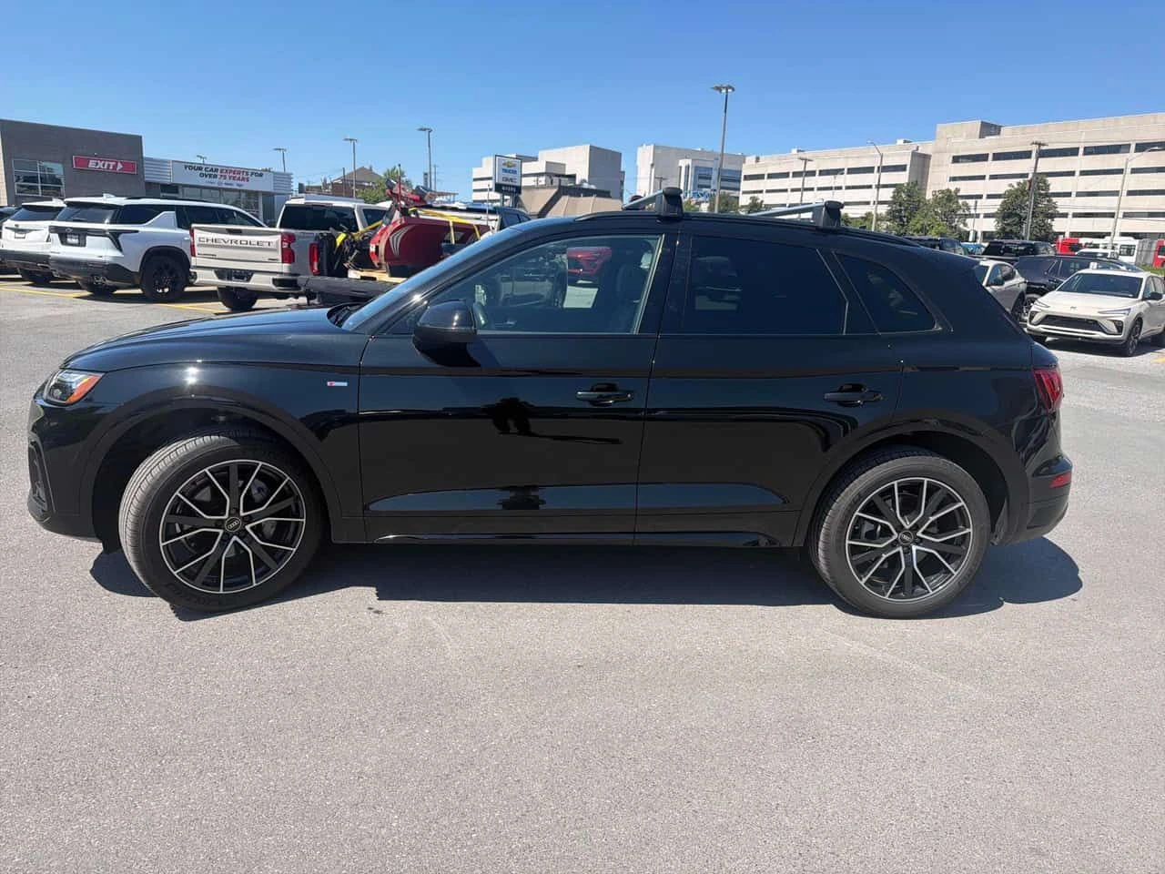 Audi Q5 PROGRESSIV S-LINE* DISTRONIC* MATRIX* , снимка 2 - Автомобили и джипове - 55574277