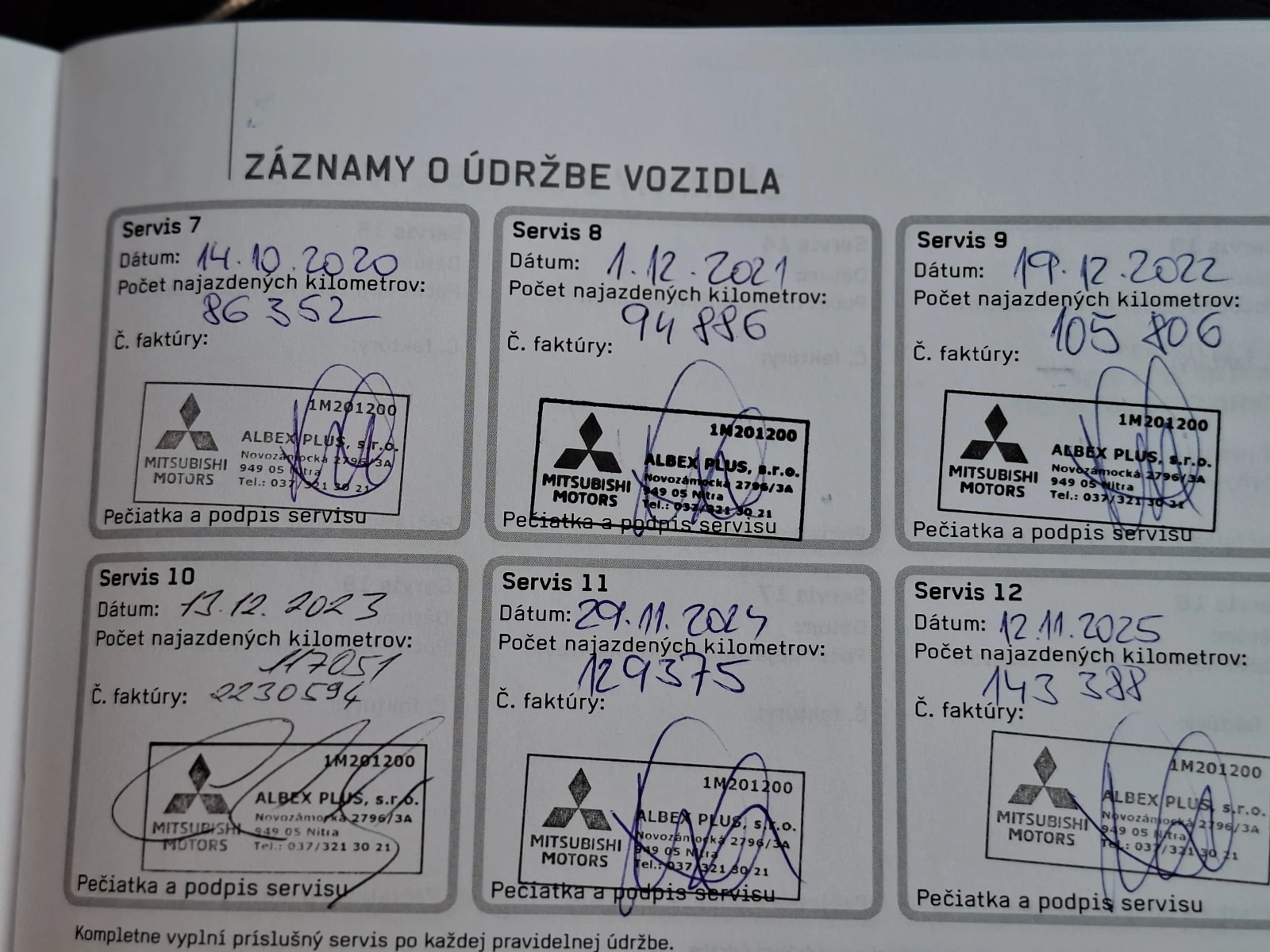 Mitsubishi Outlander 2.2 DI-D 4x4, 7 местна, снимка 16 - Автомобили и джипове - 55616995