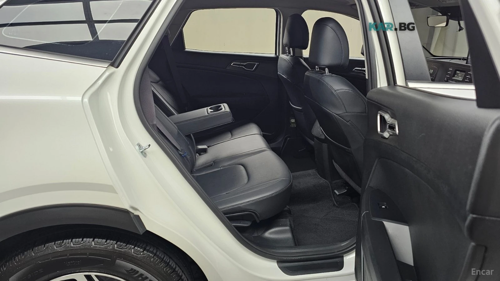 Kia Sportage TRENDY* 2.0D* 4x4* ПОДГРЕВ* KEYLESS* , снимка 10 - Автомобили и джипове - 55898444