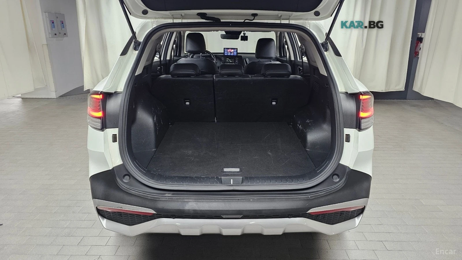 Kia Sportage TRENDY* 2.0D* 4x4* ПОДГРЕВ* KEYLESS* , снимка 15 - Автомобили и джипове - 55898444