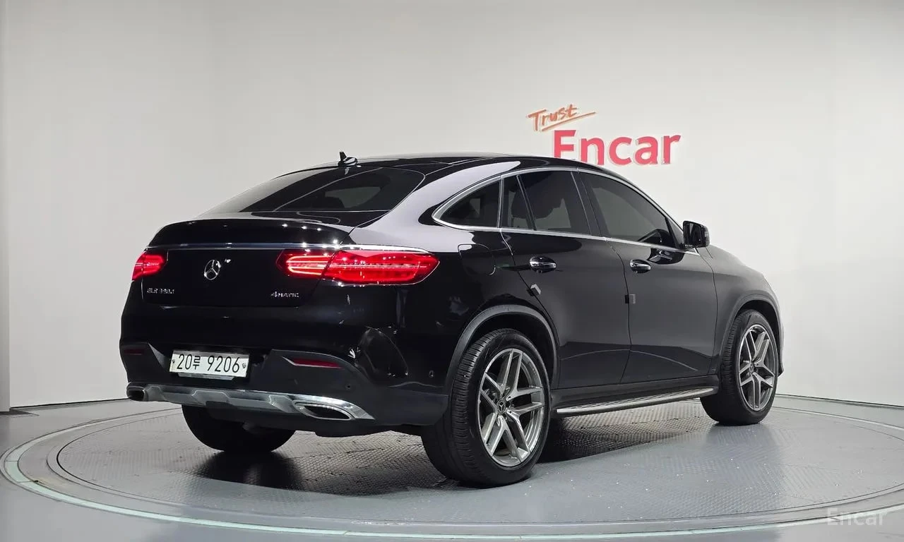 Mercedes-Benz GLE 350 * АВТОКРЕДИТ БЕЗ ПЪРВОНАЧАЛНА ВНОСКА * , снимка 2 - Автомобили и джипове - 55991487