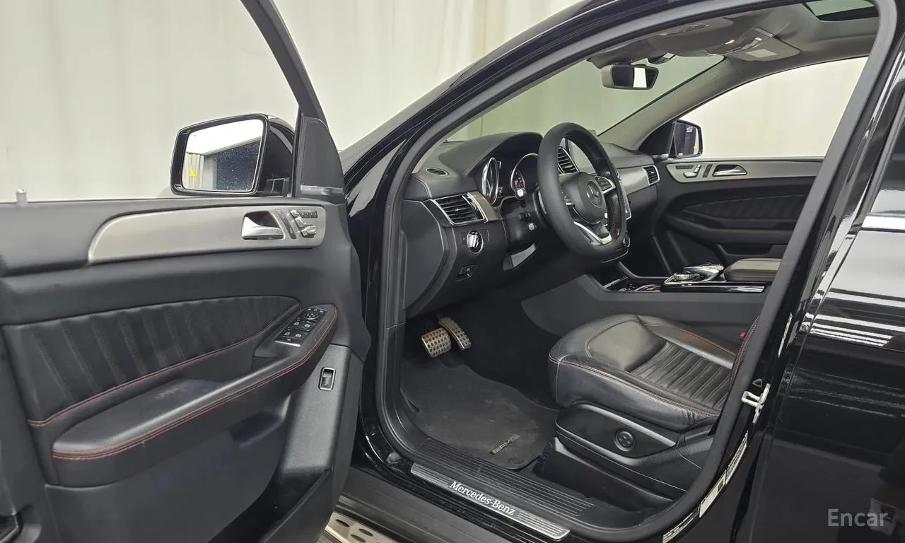 Mercedes-Benz GLE 350 * АВТОКРЕДИТ БЕЗ ПЪРВОНАЧАЛНА ВНОСКА * , снимка 10 - Автомобили и джипове - 55991487