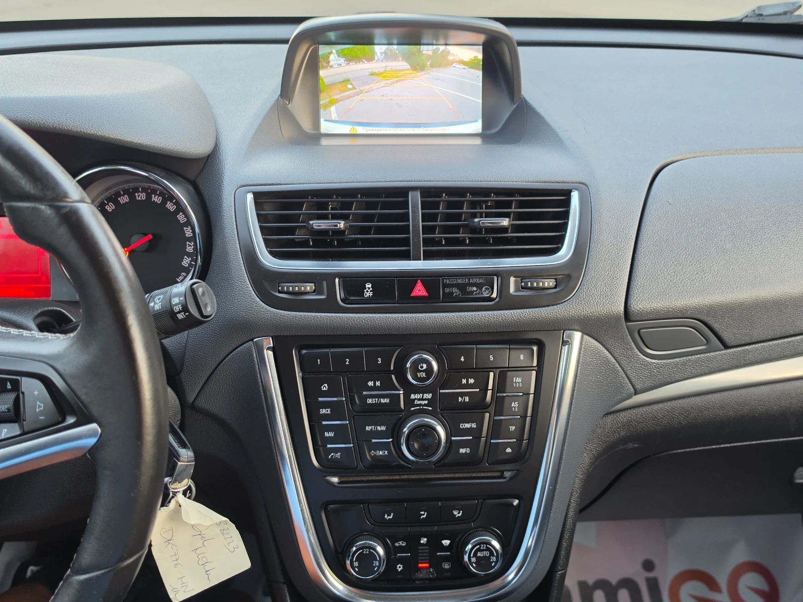 Opel Mokka 1.7CDTI * КАМЕРА * НАВИ * EURO5 * ЛИЗИНГ * , снимка 11 - Автомобили и джипове - 56299107