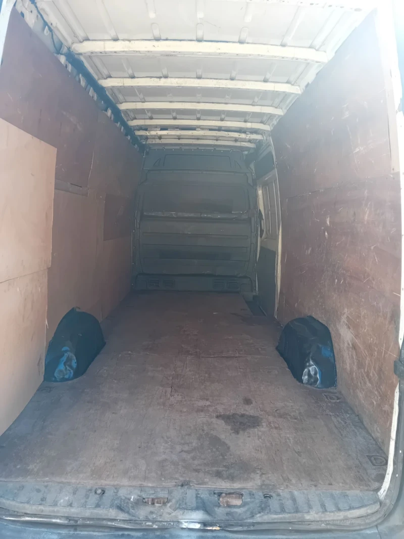 VW Crafter Maxi XL, снимка 7 - Бусове и автобуси - 48899992