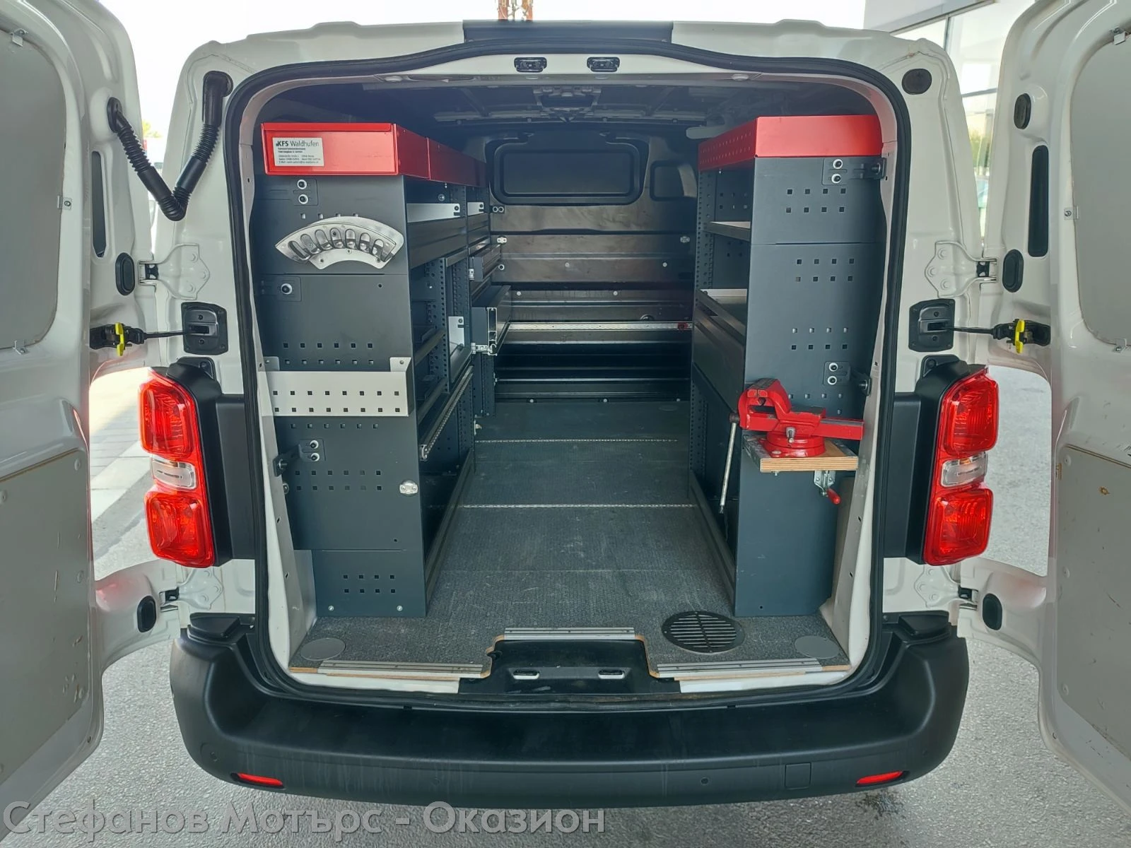 Opel Vivaro Cargo M Edition 1.5 D (102hp) MT6, снимка 12 - Бусове и автобуси - 56208925