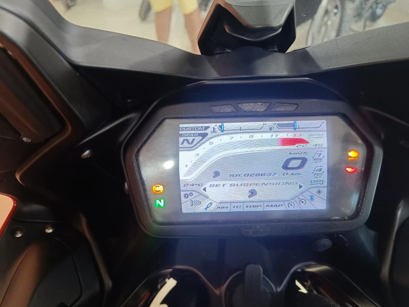 MV Agusta 800 TURISMO VELOCE LUSSO, снимка 6 - Мотоциклети и мототехника - 50797329