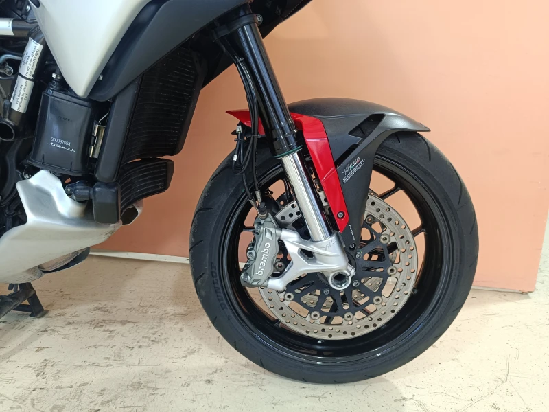 MV Agusta 800 TURISMO VELOCE LUSSO, снимка 8 - Мотоциклети и мототехника - 50797329