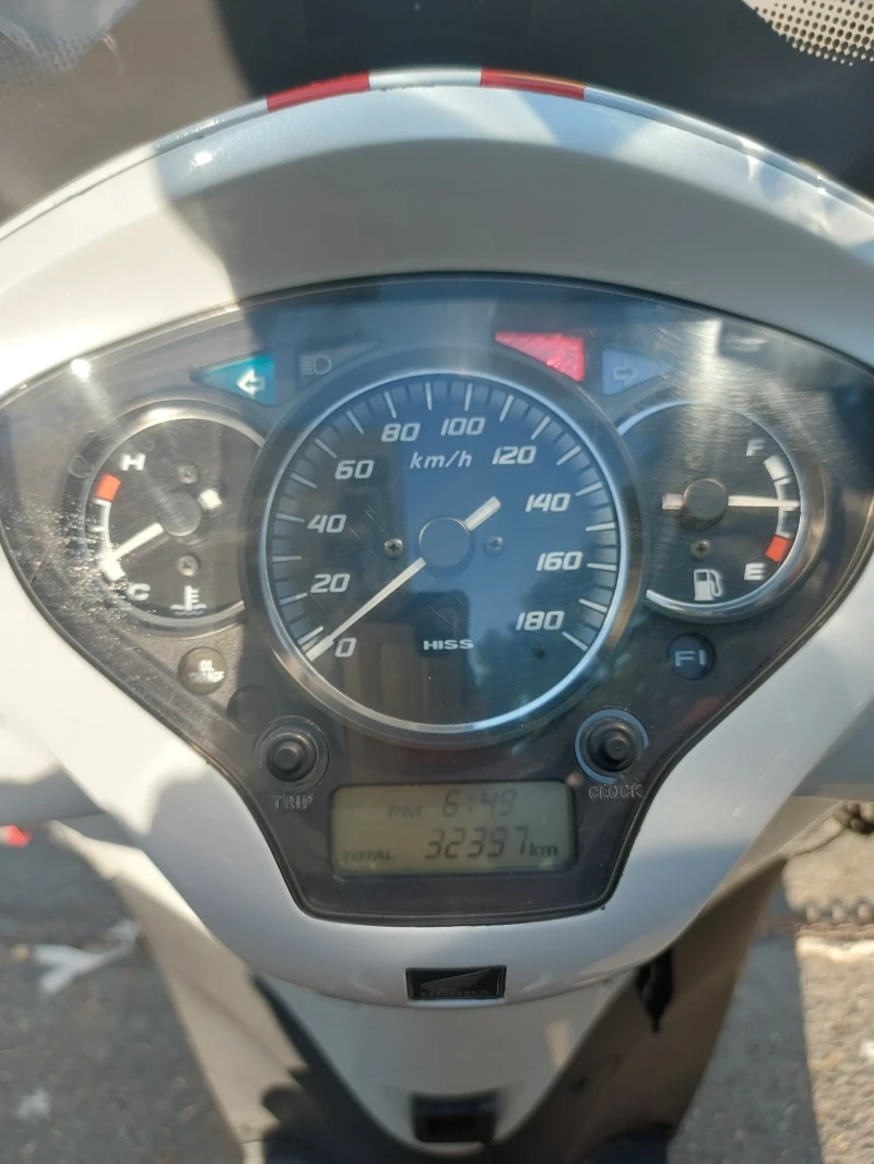 Honda Sh SH300i, снимка 9 - Мотоциклети и мототехника - 51067083