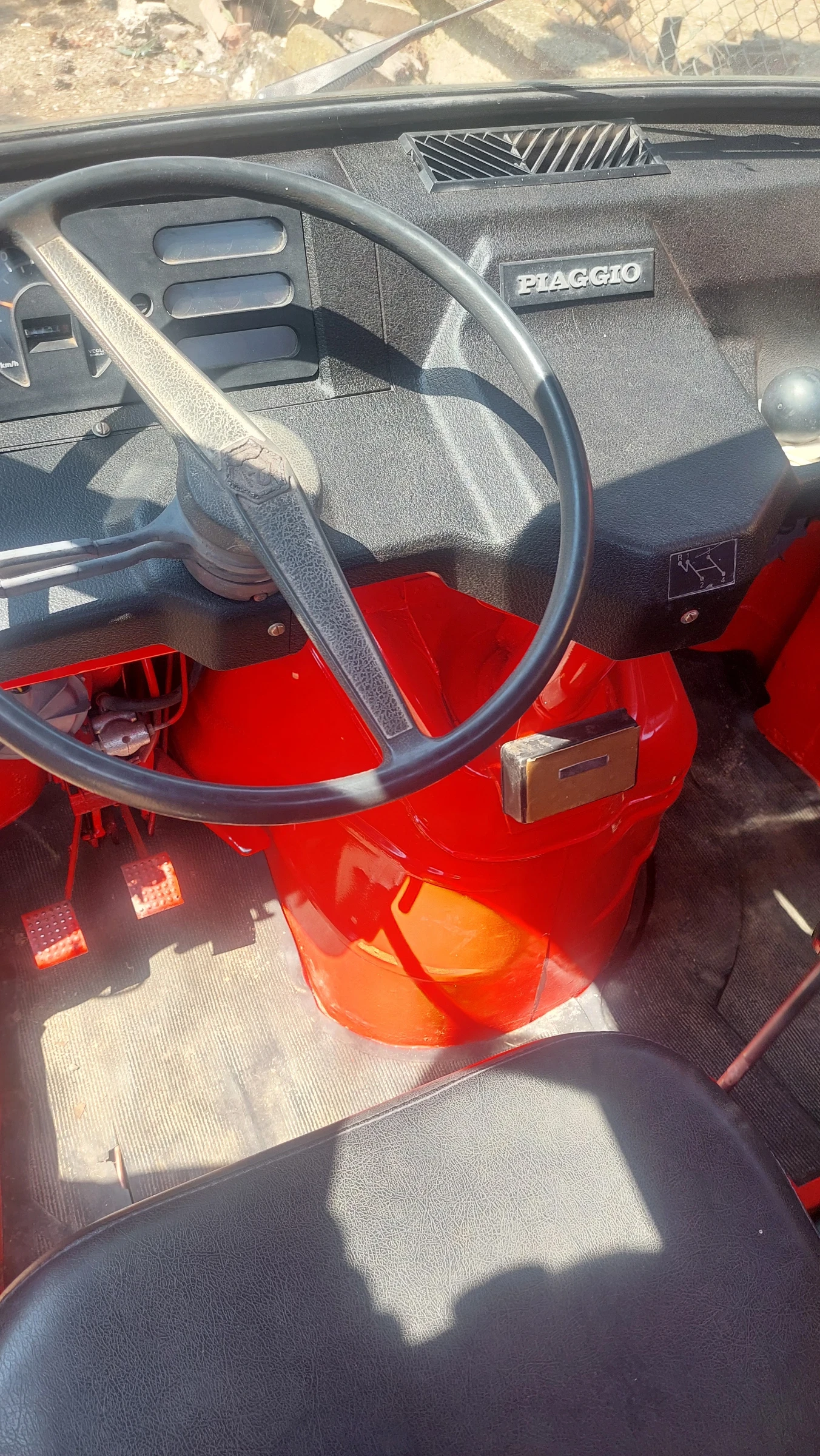 Piaggio B Триколка самосвална - изображение 7