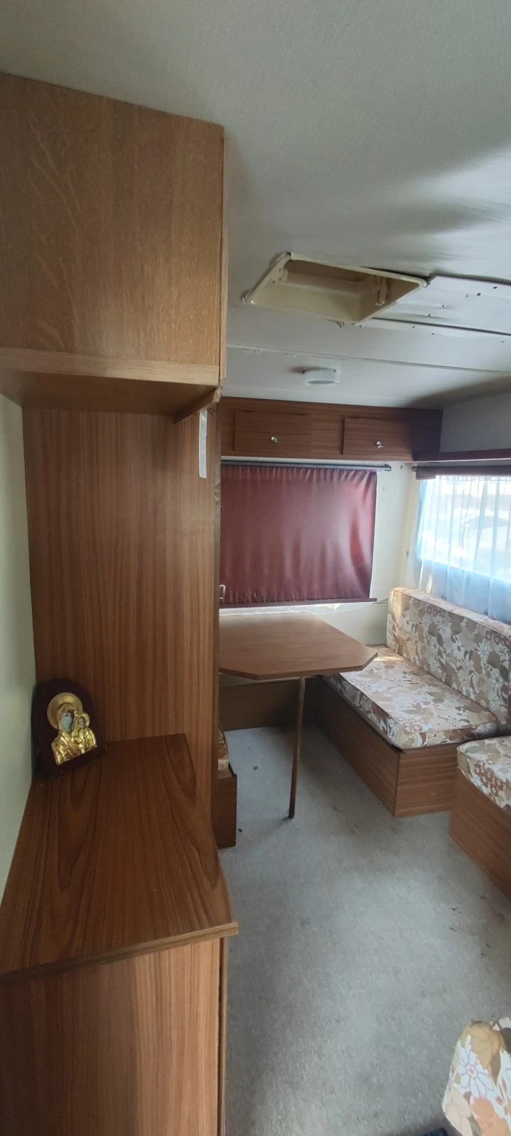 Каравана Sterckeman SA 385, снимка 4 - Каравани и кемпери - 55467111
