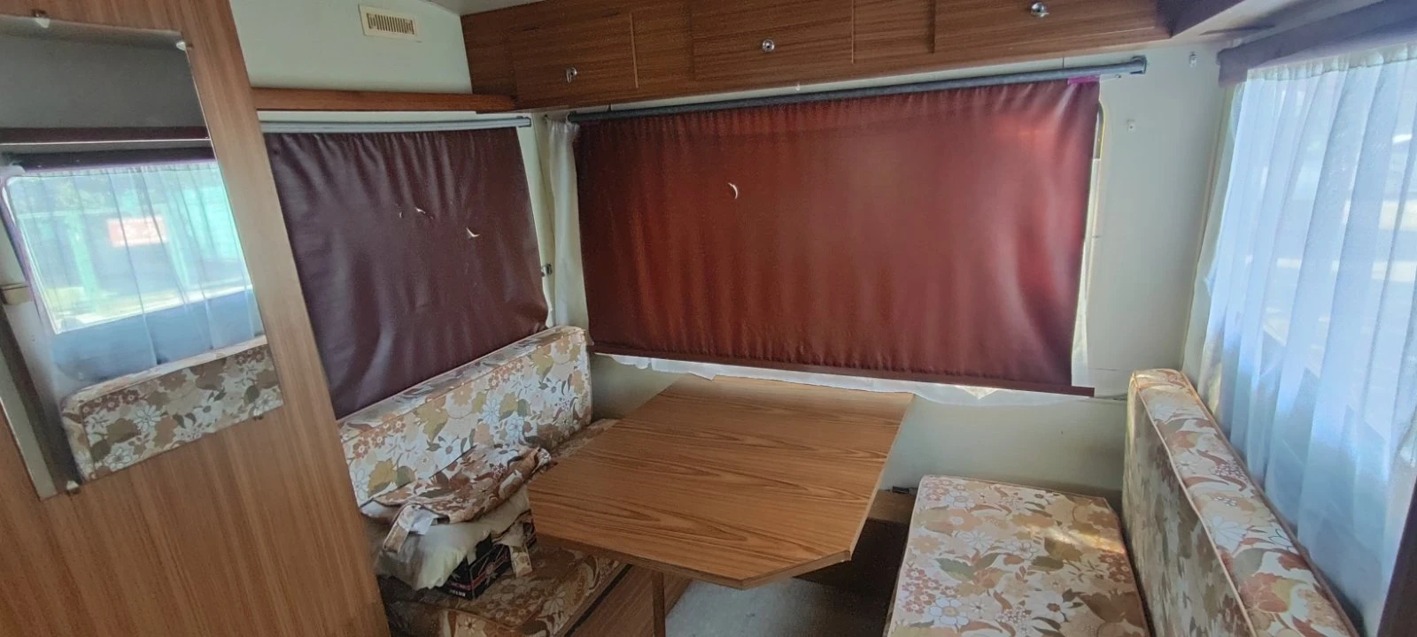 Каравана Sterckeman SA 385, снимка 5 - Каравани и кемпери - 55467111