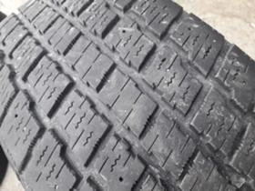 Гуми Зимни 235/75R15, снимка 2