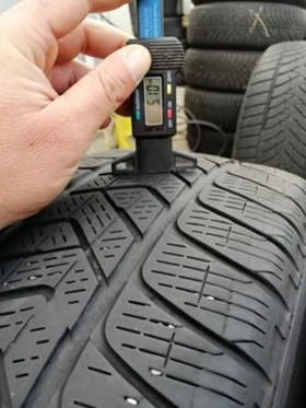 Гуми Зимни 225/55R19, снимка 8