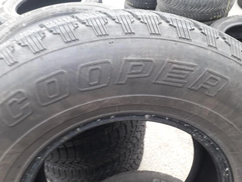 Гуми Зимни 235/75R15, снимка 5 - Гуми и джанти - 23913472