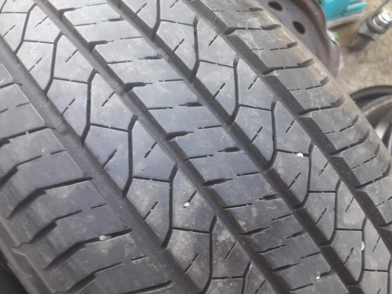 Гуми Летни 215/60R17, снимка 3 - Гуми и джанти - 25882392