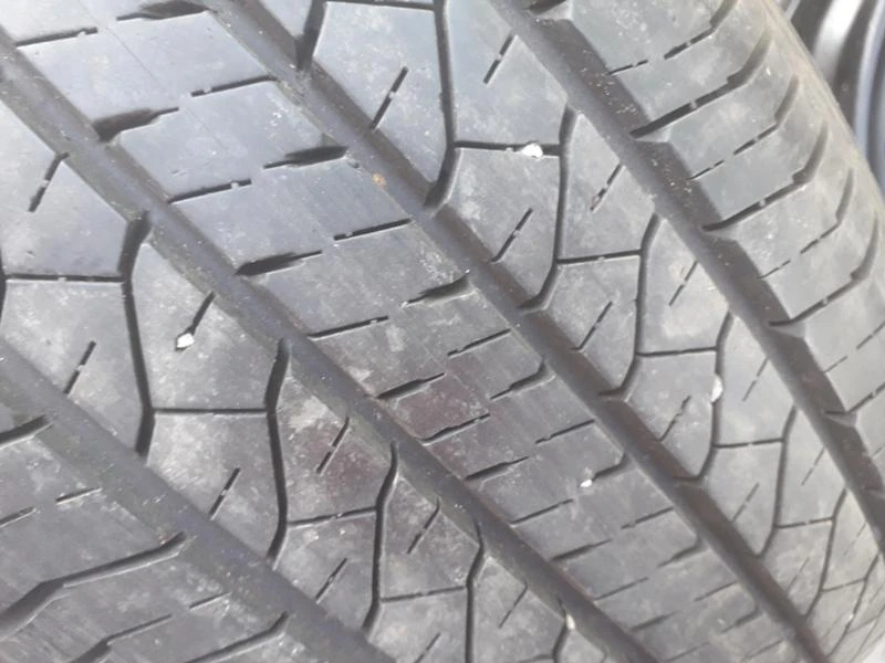 Гуми Летни 215/60R17, снимка 4 - Гуми и джанти - 25882392