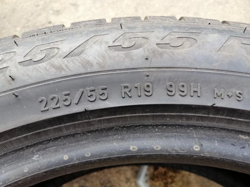 Гуми Зимни 225/55R19, снимка 6 - Гуми и джанти - 34278446