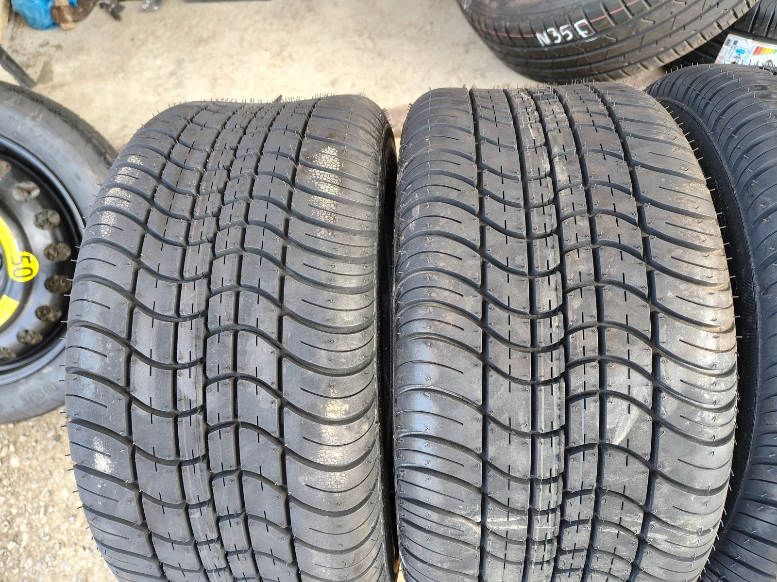 Гуми Летни 225/55R12, снимка 2 - Гуми и джанти - 55840237