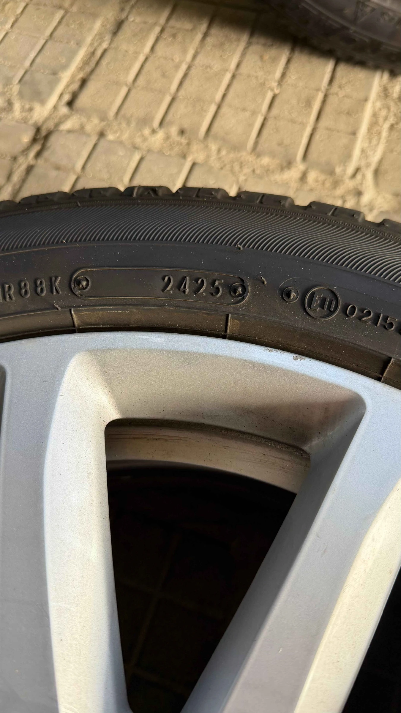 Гуми с джанти Други 205/55R16, снимка 5 - Гуми и джанти - 56241961