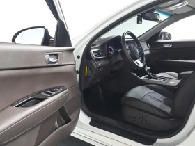 Kia K5 2.0 Hybrid Trendy - САМО 30% АВАНС, снимка 9
