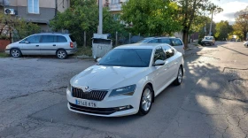 Skoda Superb 2.0tdi 150к.с. DSG NAVI 2019г, кожа, отлично състо, снимка 1