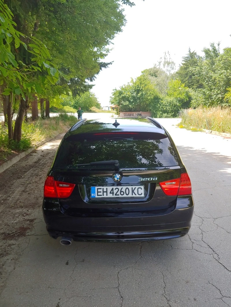 BMW 320 D Facelift, снимка 5 - Автомобили и джипове - 45811205