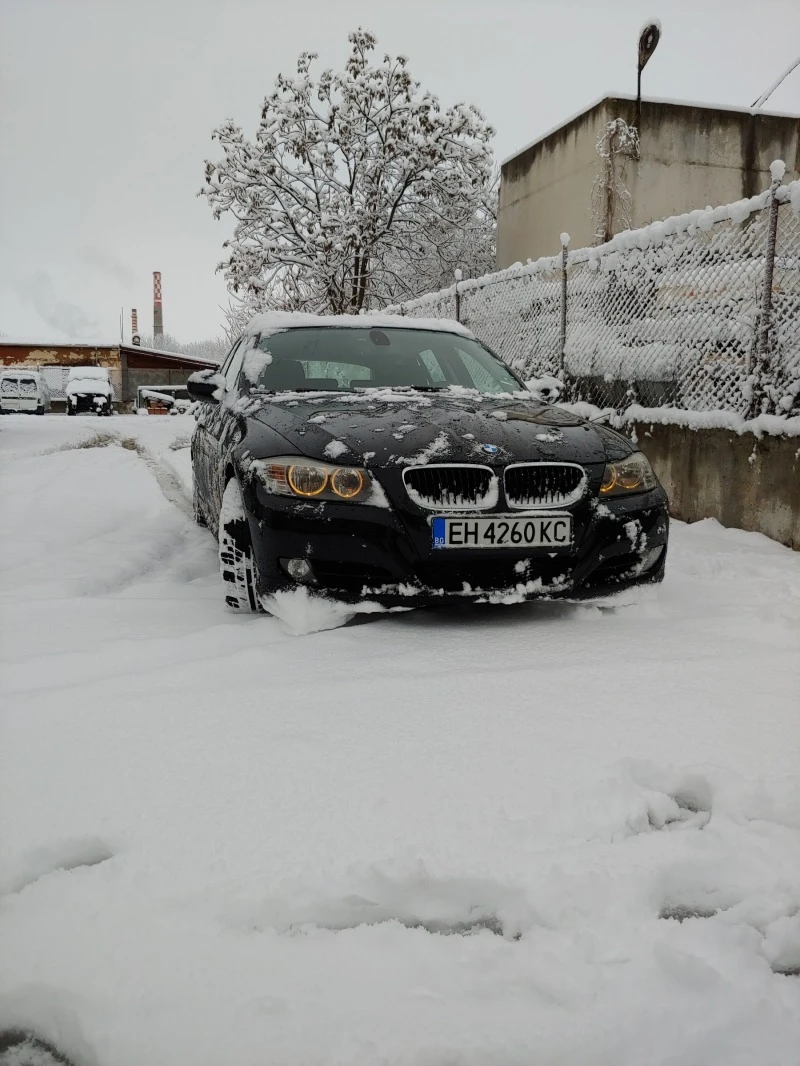 BMW 320 D Facelift, снимка 12 - Автомобили и джипове - 45811205