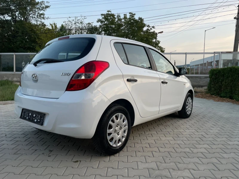 Hyundai I20 1.2 бензин Отлично състояние, снимка 6 - Автомобили и джипове - 47471304