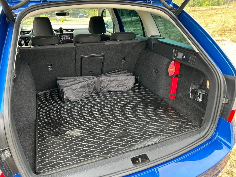 Skoda Octavia 2.0 TDI 4x4 DSG Digital, снимка 9 - Автомобили и джипове - 52372719