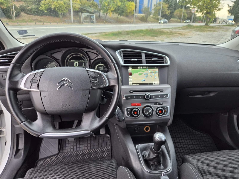 Citroen C4 1.6HDI 95кс, снимка 14 - Автомобили и джипове - 49265652