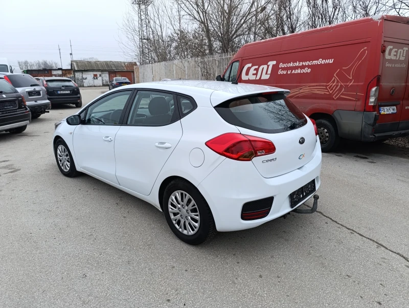 Kia Ceed, снимка 5 - Автомобили и джипове - 49323759