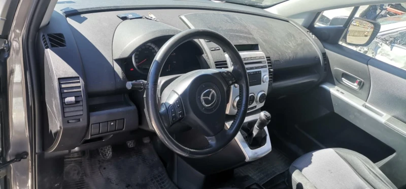 Mazda 5 2.0, снимка 5 - Автомобили и джипове - 49574129