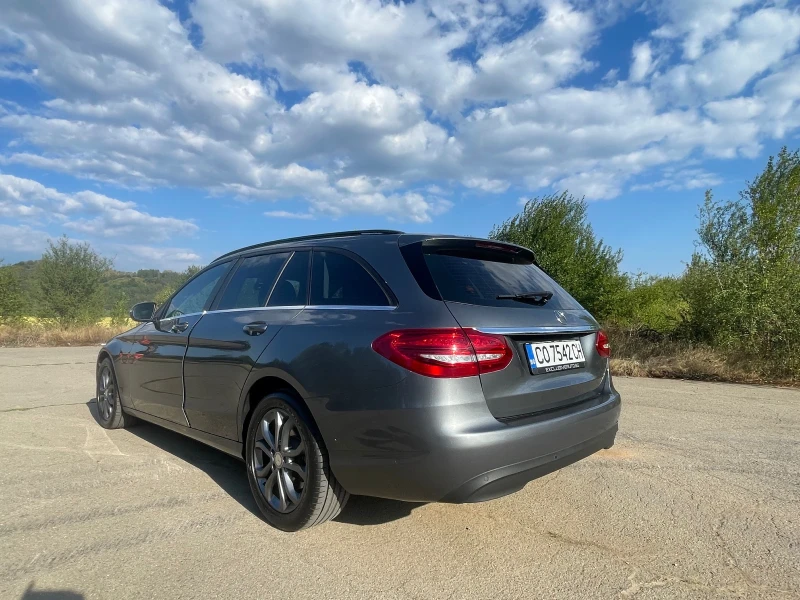 Mercedes-Benz C 220, снимка 6 - Автомобили и джипове - 52637941