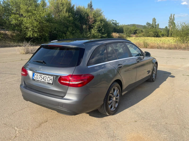 Mercedes-Benz C 220, снимка 5 - Автомобили и джипове - 52637941