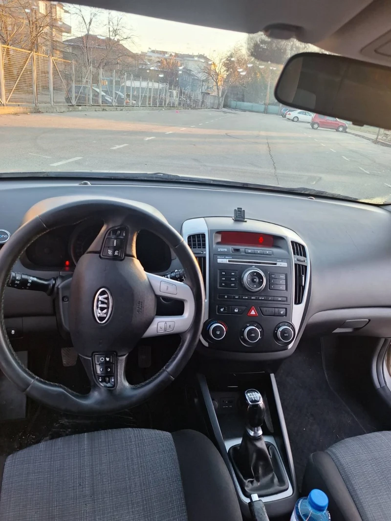 Kia Ceed, снимка 5 - Автомобили и джипове - 52915455