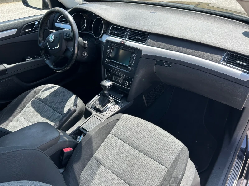 Skoda Superb DSG, снимка 11 - Автомобили и джипове - 52676639