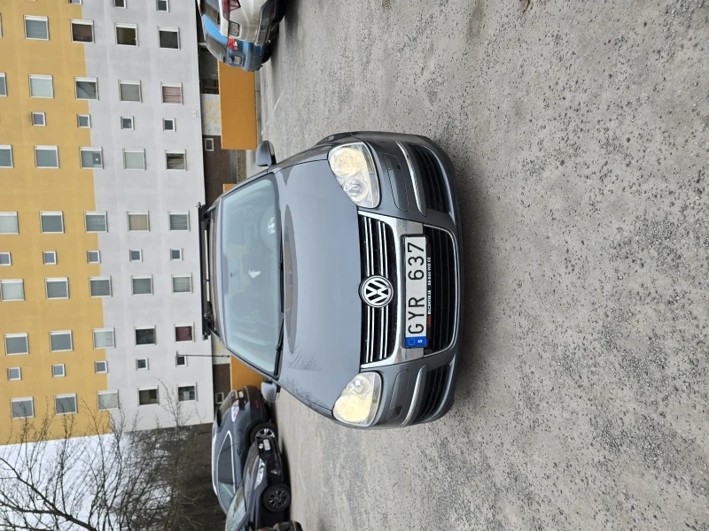 VW Golf, снимка 11 - Автомобили и джипове - 52440200