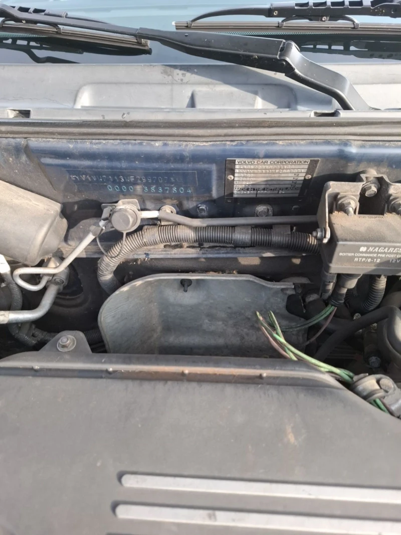 Volvo V40 1.9 di, снимка 6 - Автомобили и джипове - 52343524