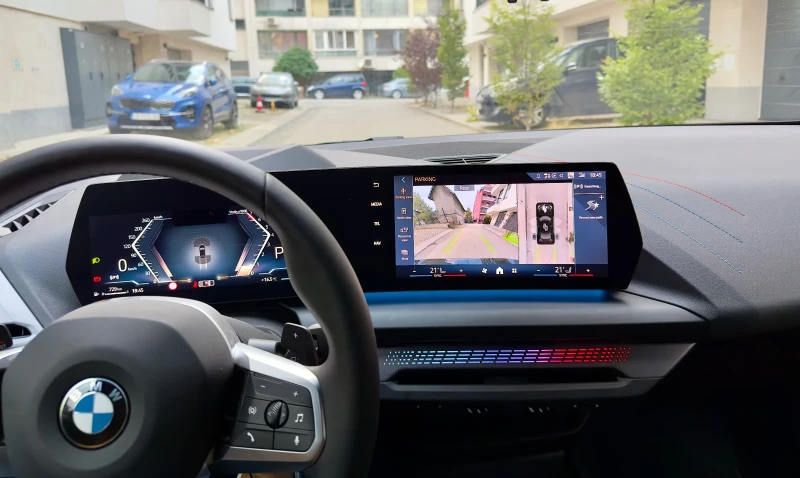 BMW 120 220GranCoupe* 360* Massage* Harman Kardon* Гаранци, снимка 7 - Автомобили и джипове - 52699318