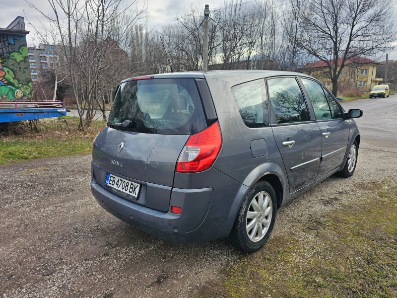 Renault Scenic Фейслифт, снимка 4 - Автомобили и джипове - 53099329