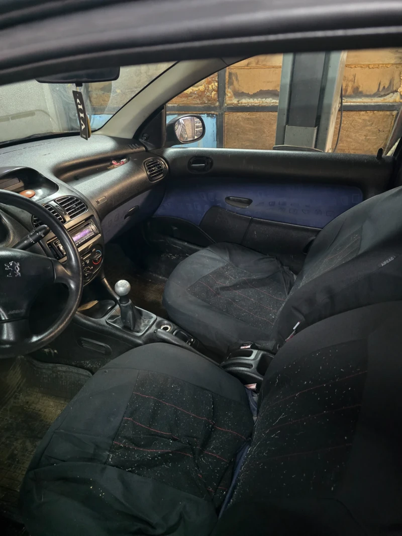 Peugeot 206 1.1, снимка 5 - Автомобили и джипове - 53125981