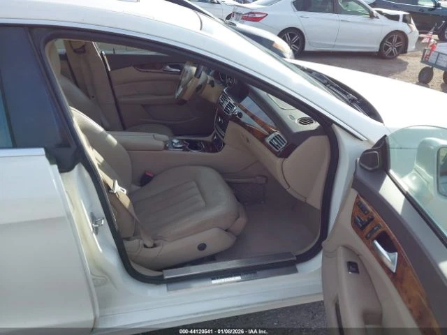 Mercedes-Benz CLS 500 AMG* PACK* HARMON* KARDON* �������* ������*  | Mobile.bg � ����������� 9