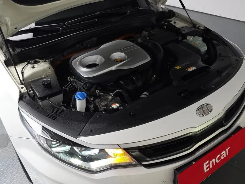 Kia K5 2.0 Hybrid Trendy - САМО 30% АВАНС, снимка 6 - Автомобили и джипове - 55991719