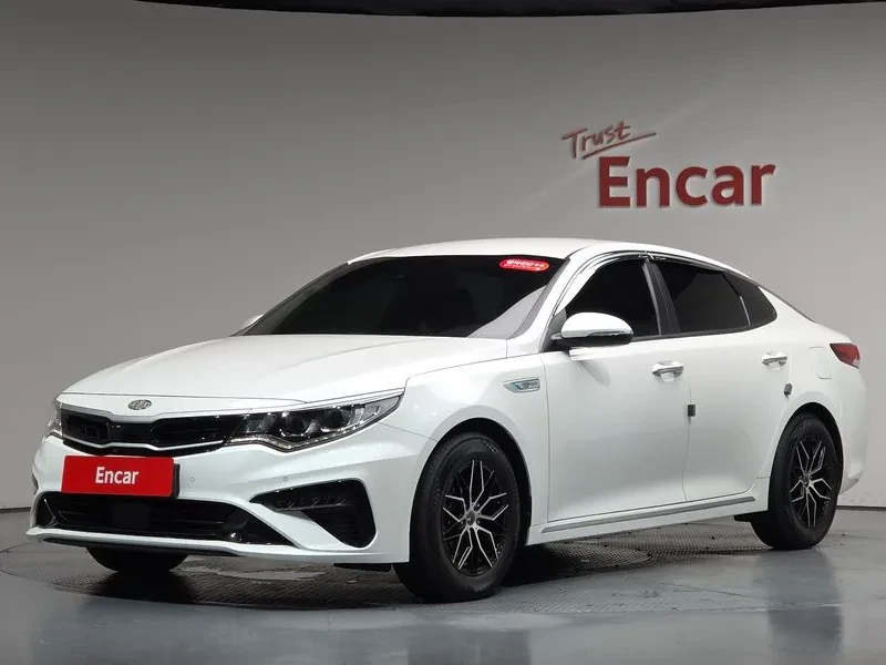 Kia K5 2.0 Hybrid Trendy - САМО 30% АВАНС