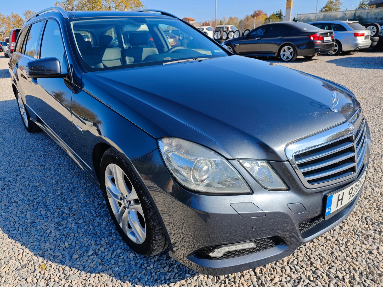 Mercedes-Benz E 350 4MATIC/EXECUTIVE/ПАНОРАМА/NAV/DVD/KAM/AVTOMAT/КОЖА - [1] 