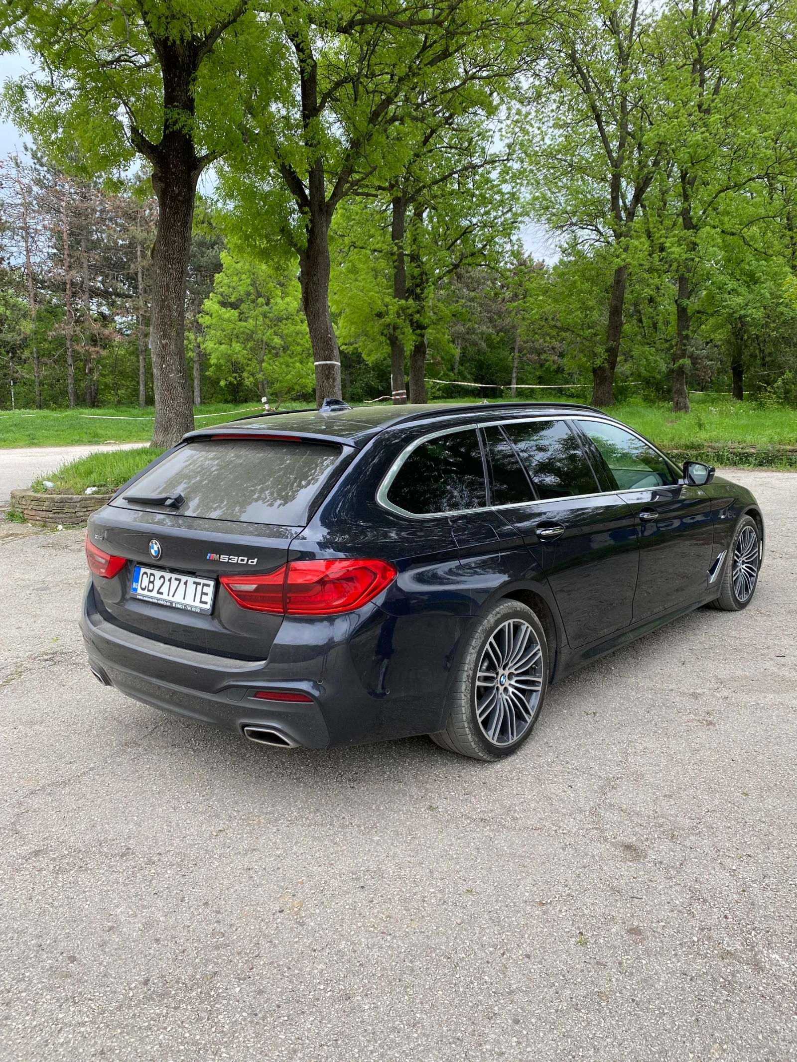 BMW 530 530d Xdrive - изображение 2