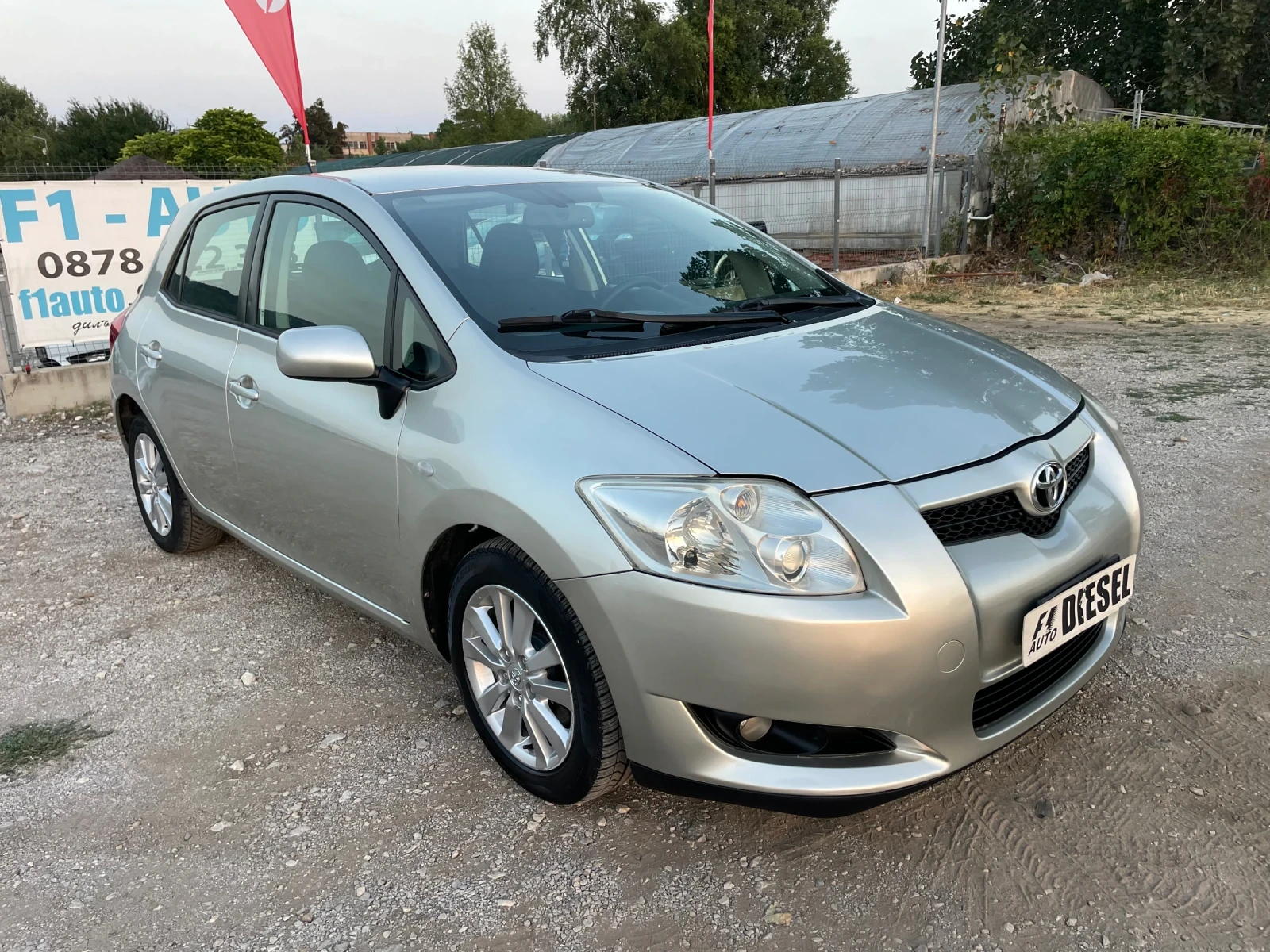Toyota Auris 2.0d4d-126-ITALIA - изображение 3