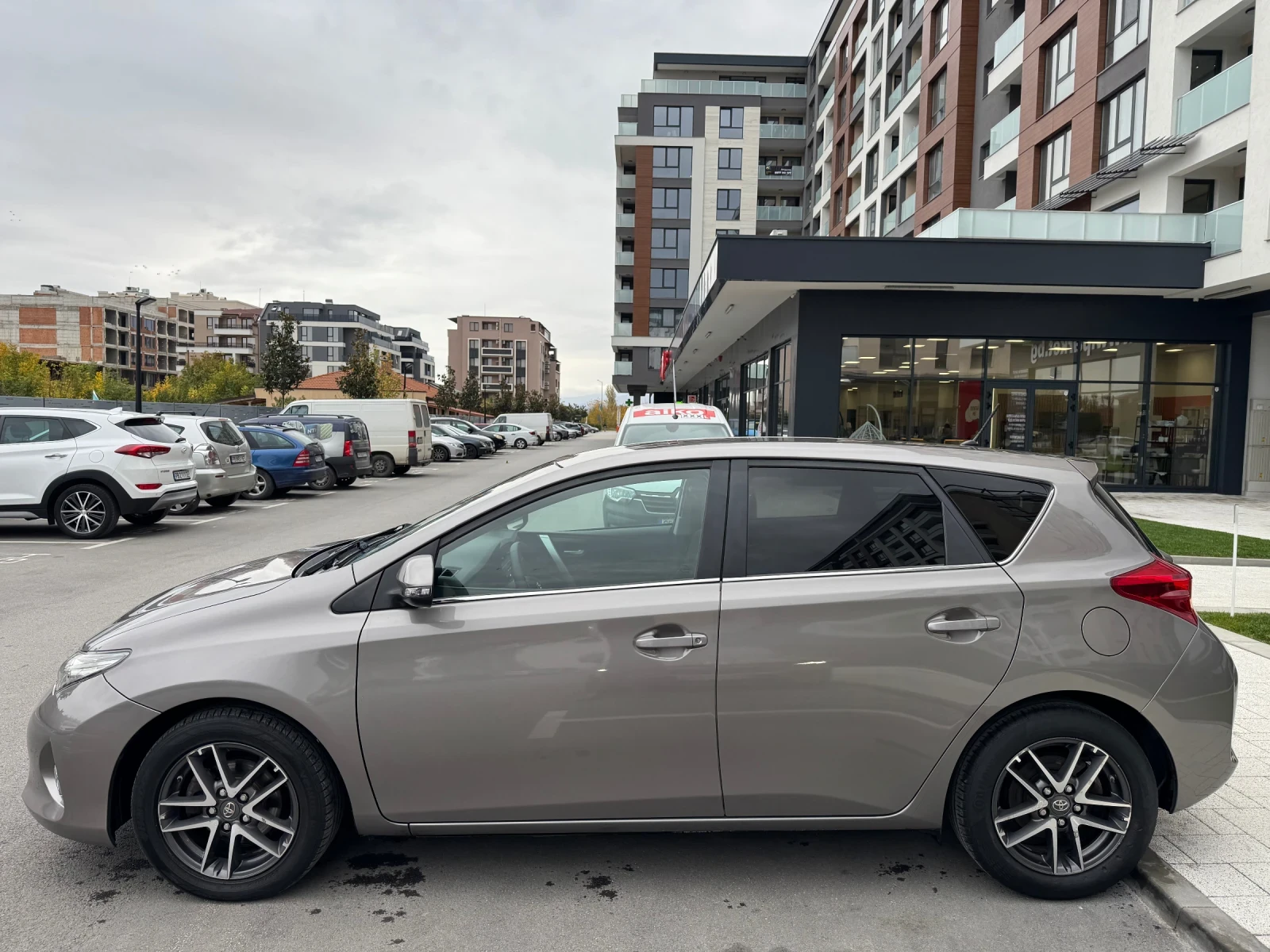 Toyota Auris 1.4 D-4D 6   EURO 5 | Mobile.bg   6