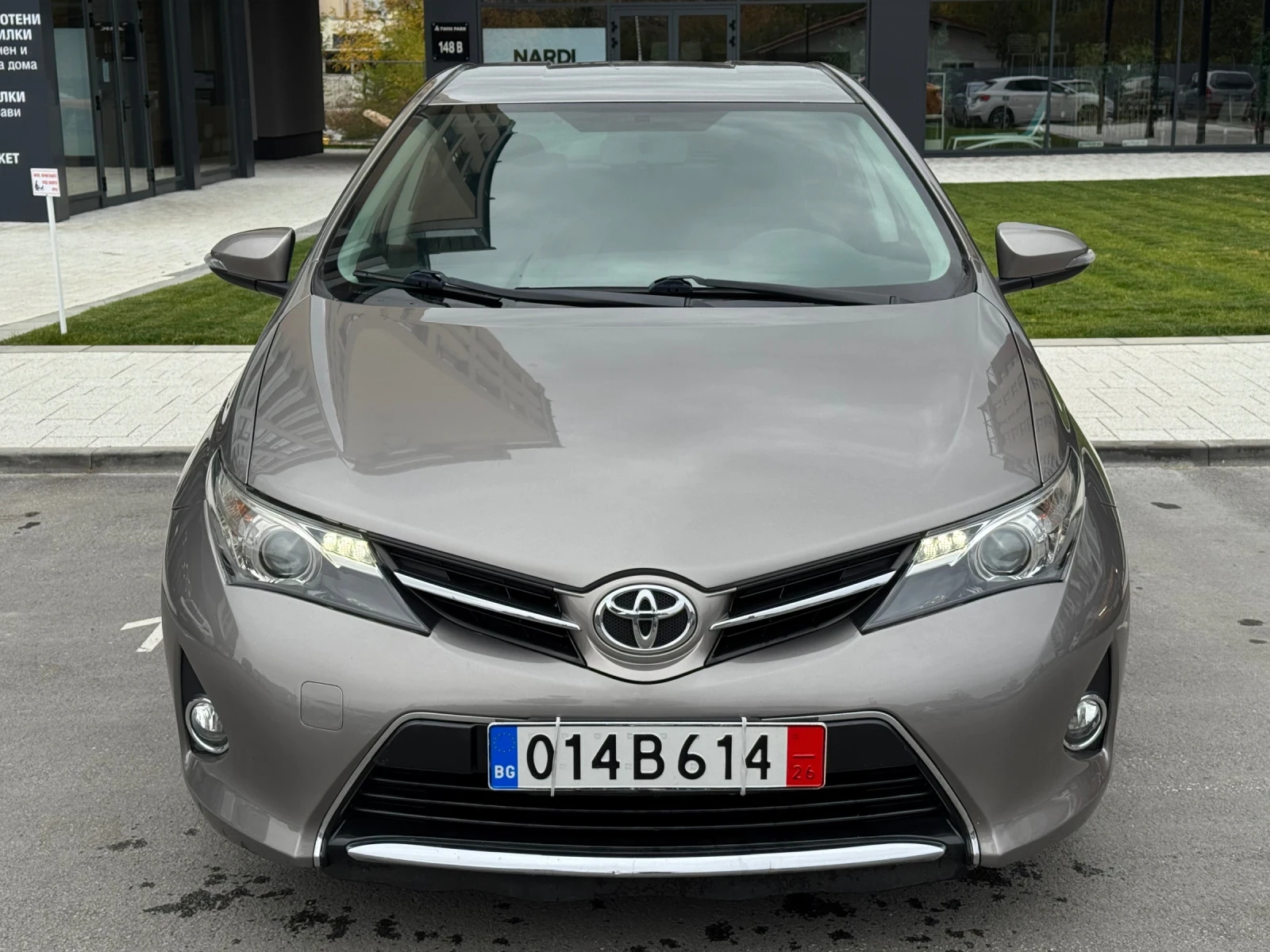 Toyota Auris 1.4 D-4D 6   EURO 5 | Mobile.bg   3