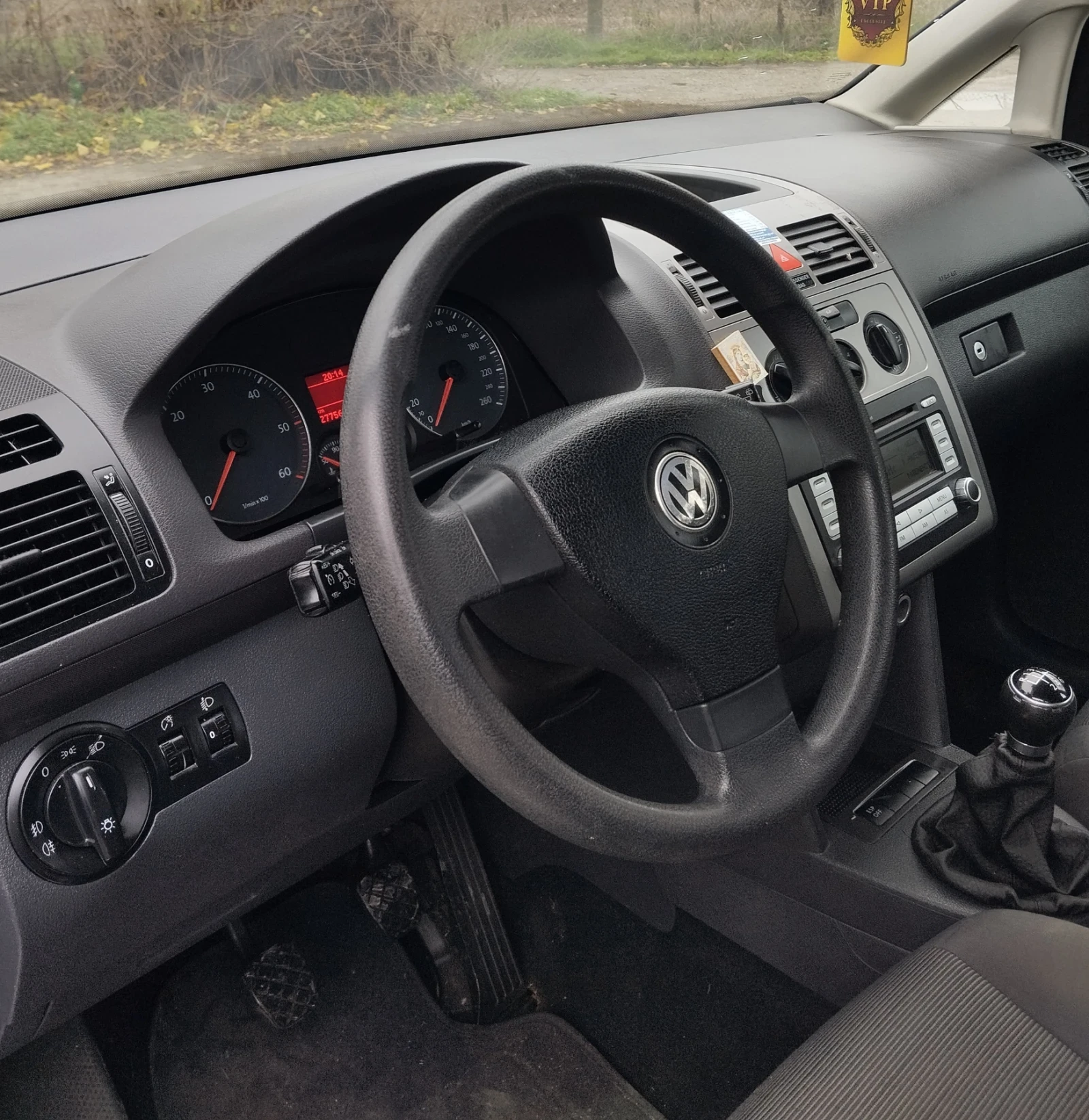VW Touran 1.9 105 коня 7 местен - изображение 7